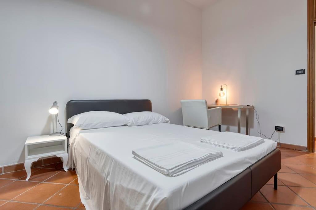 Fine Arts Apartment - Tv 40' Hd Netflix Prime Dazn Bolonia Exterior foto